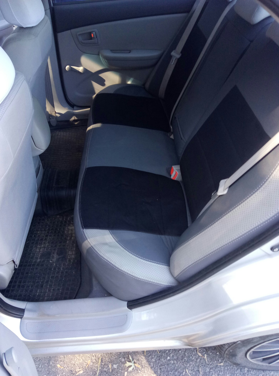 Снятие передних сидений под чехлы — DRIVE2