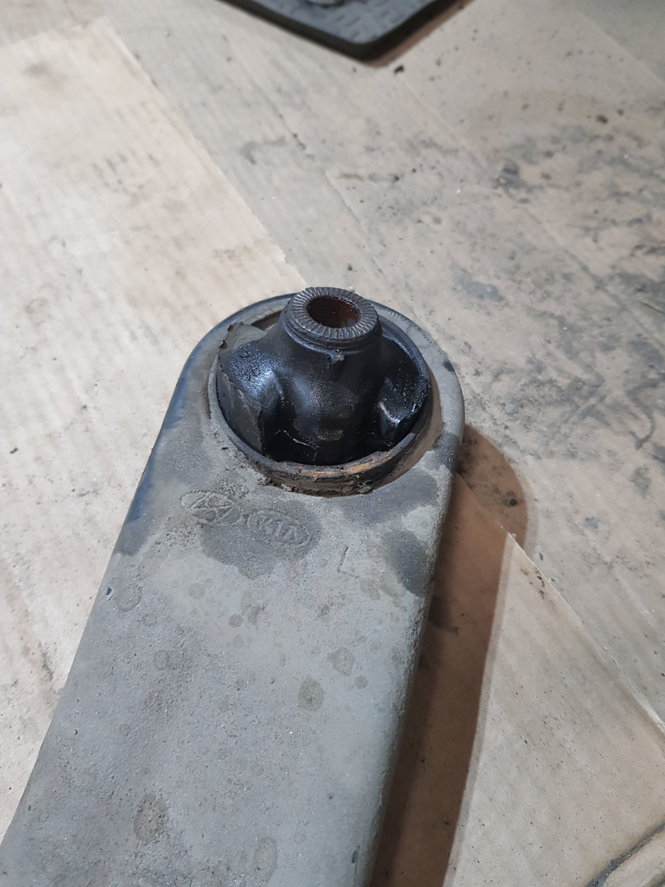 Скрип телеги или замена переднего LH рычага. — Hyundai Solaris, 1,4 л ...