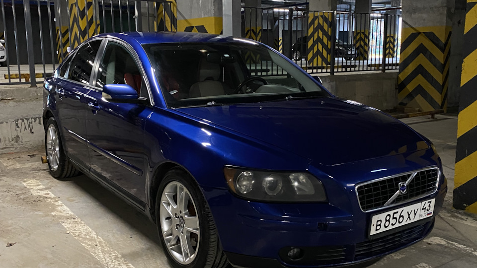 Замена передних стоек, сальников полуосей. — Volvo S40 (2G), 2,4 л ...