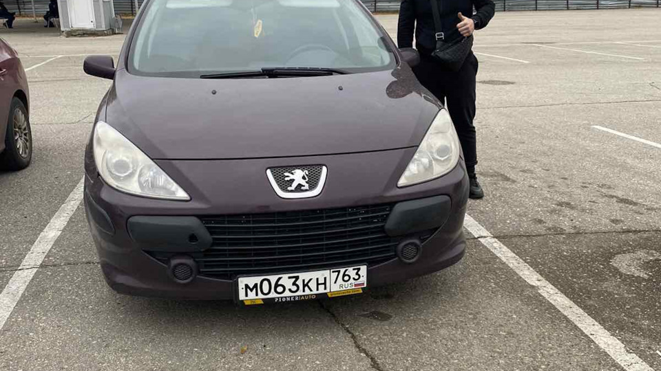 Течь Бензина Из Под Бензонасоса — Peugeot 307, 1,4 л, 2006 года ...