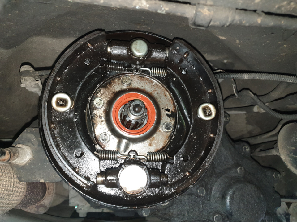 Смена сальника РК.И дребезг кпп на разгоне — УАЗ Patriot, 2013 года ...