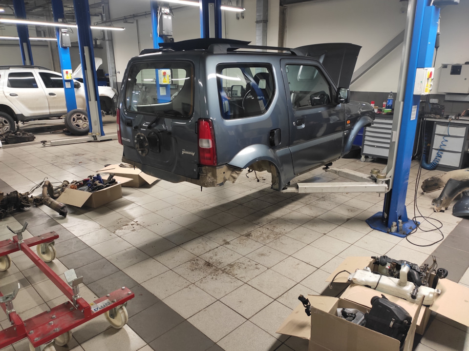 Фото в бортжурнале Suzuki Jimny (1G)