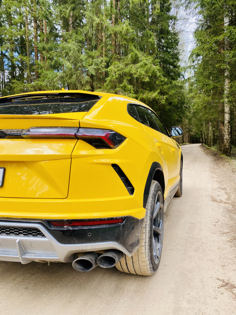 Urus, грунтовка. — Lamborghini Urus, 4 л, 2020 года | путешествие | DRIVE2