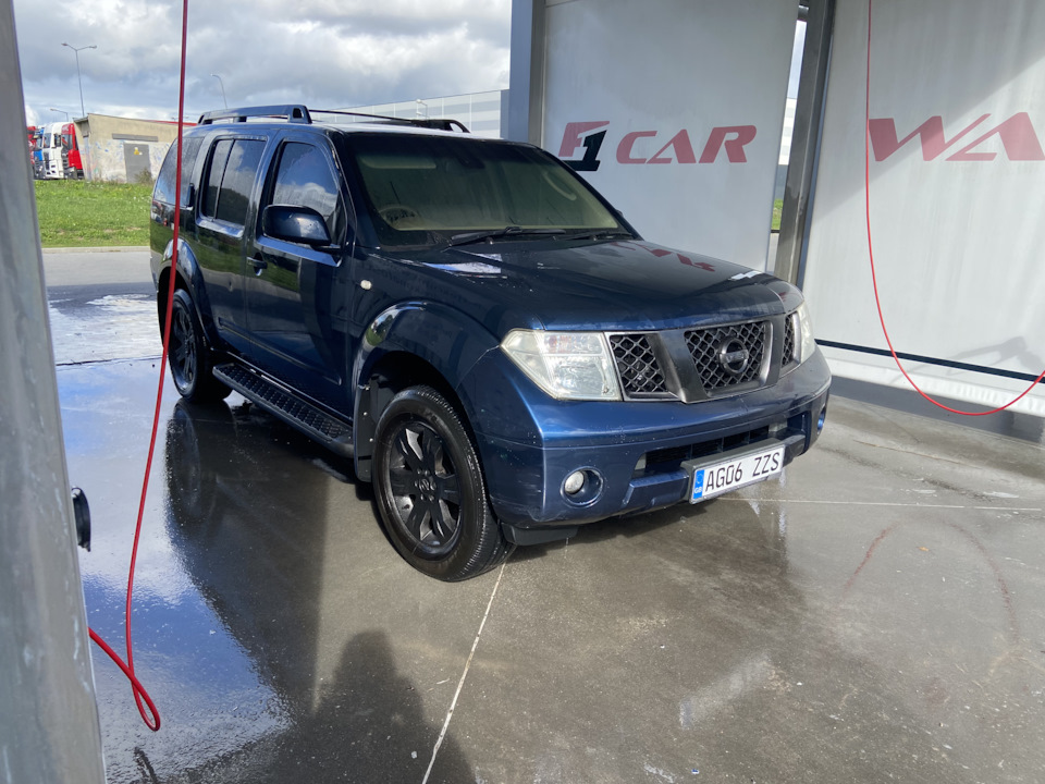 nissan pathfinder тонированный