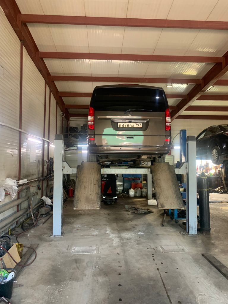 Потекла рулевая рейка viano 639 задний привод — Mercedes-Benz Viano ...