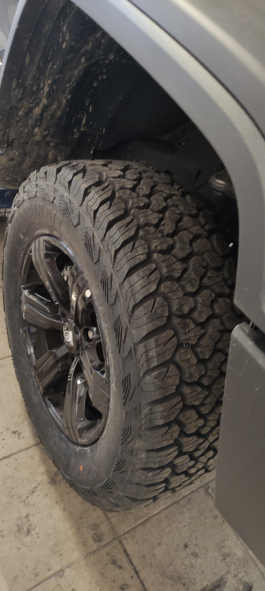 Поставил шины А/Т — Tank 300, 2 л, 2023 года | шины | DRIVE2