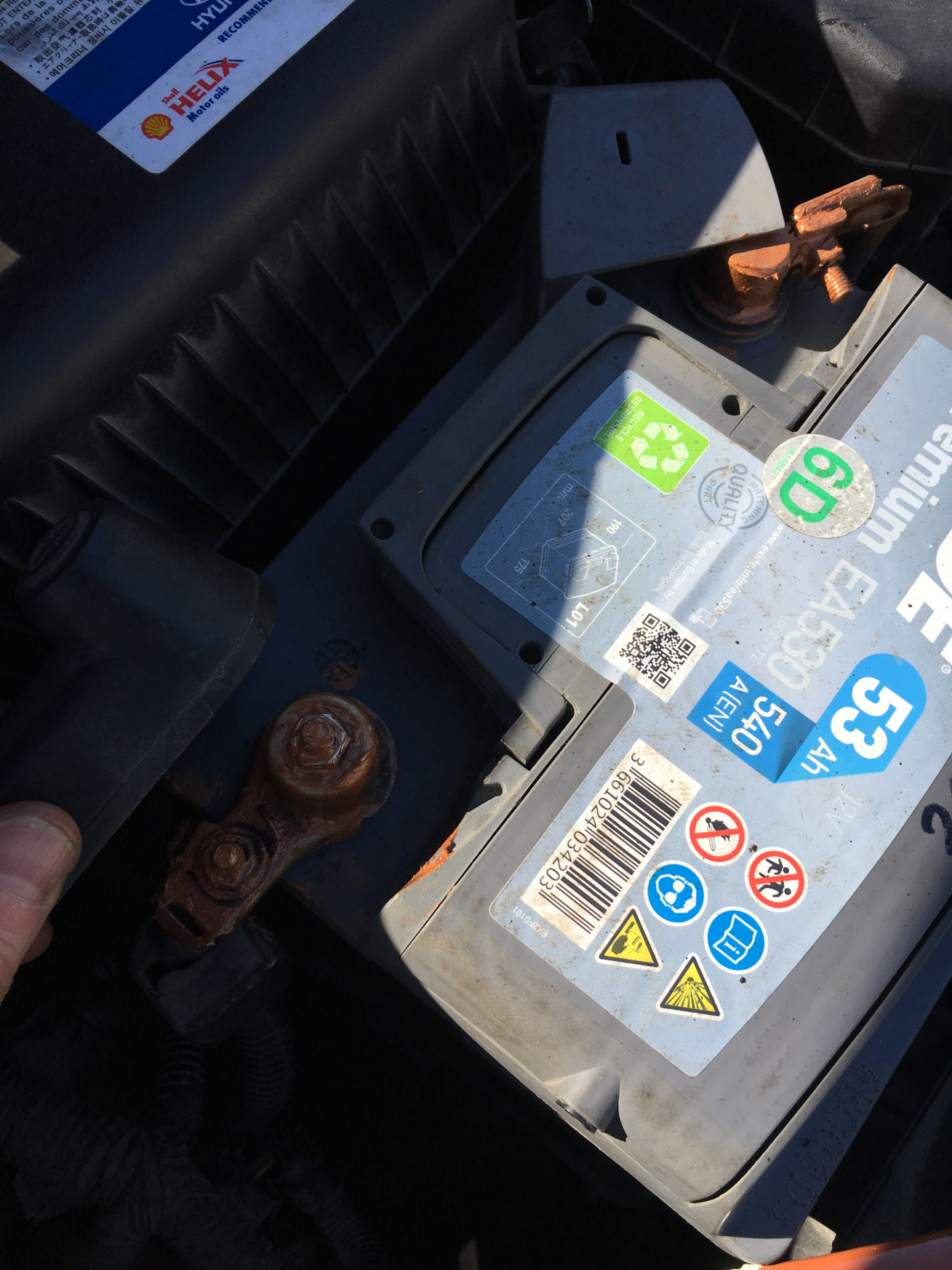 Обслуживание аккумулятора — Hyundai Getz, 1,4 л, 2007 года | своими ...