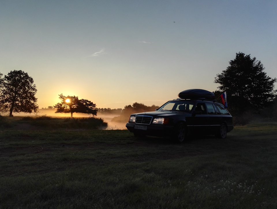 Фото в бортжурнале Mercedes-Benz E-Class Estate (S124)