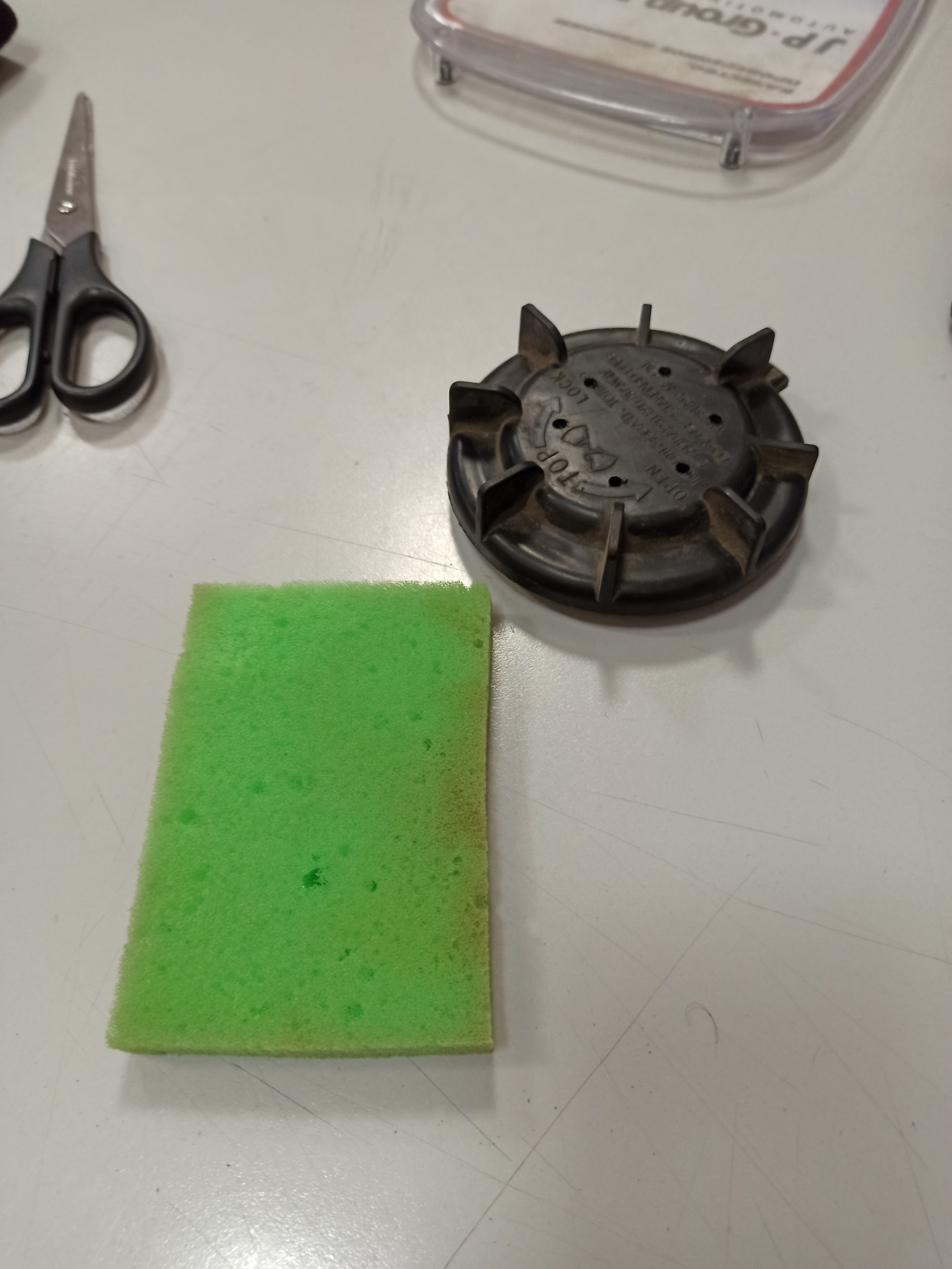 Запотевание фары — Hyundai Solaris, 1,6 л, 2011 года | своими руками ...