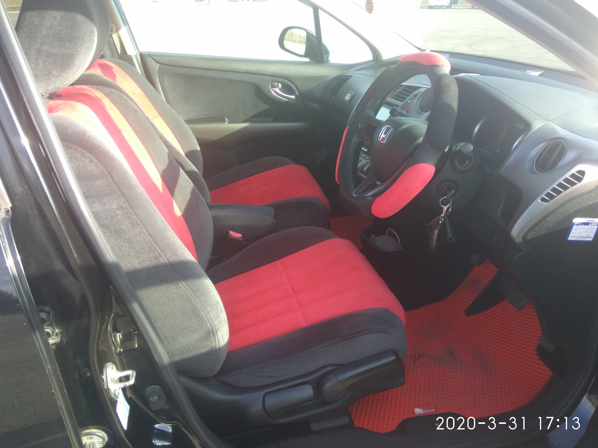 Купить Сиденья Хонда Стрим