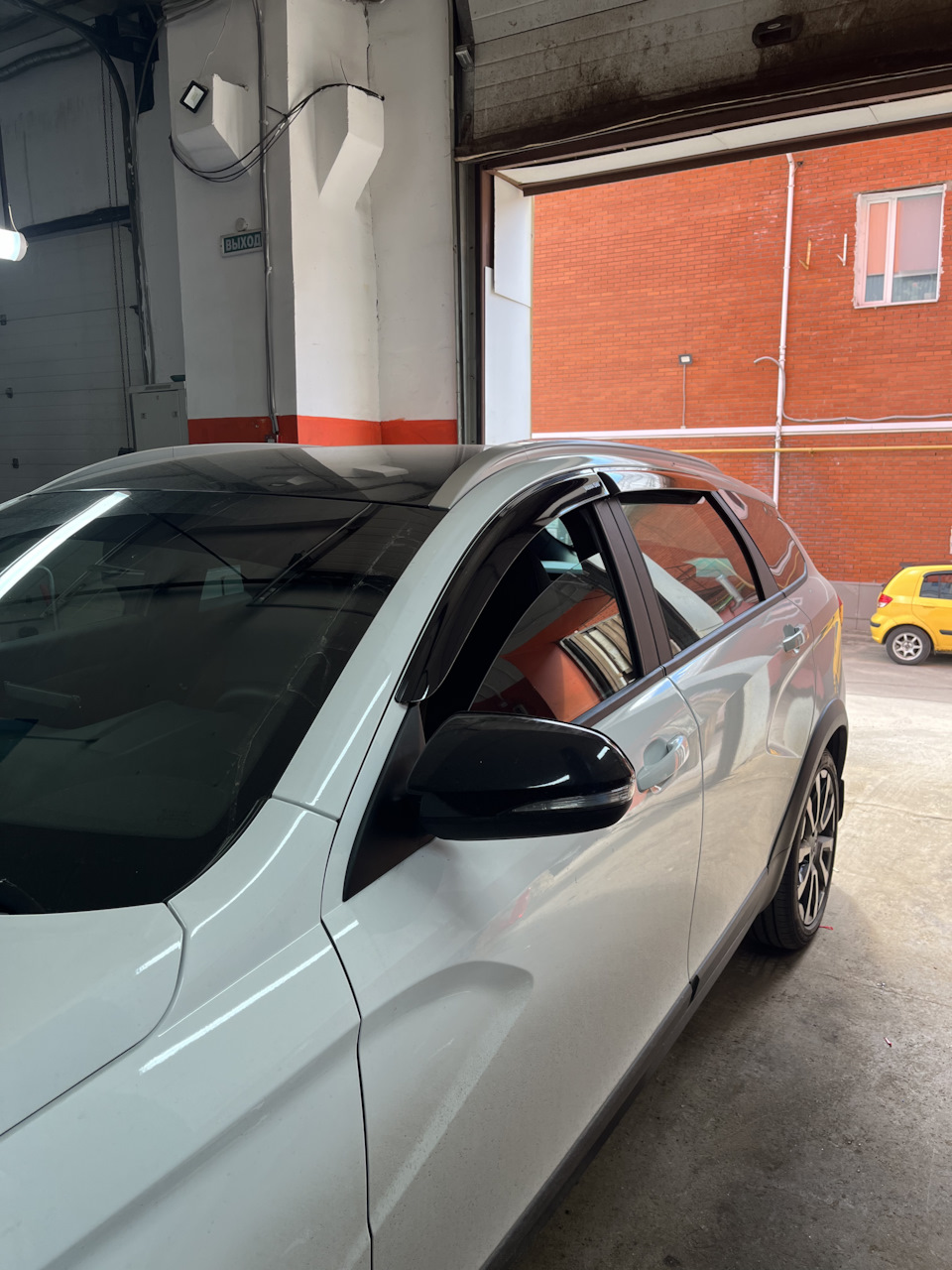 Фото в бортжурнале Lada Vesta SW Cross (NG)