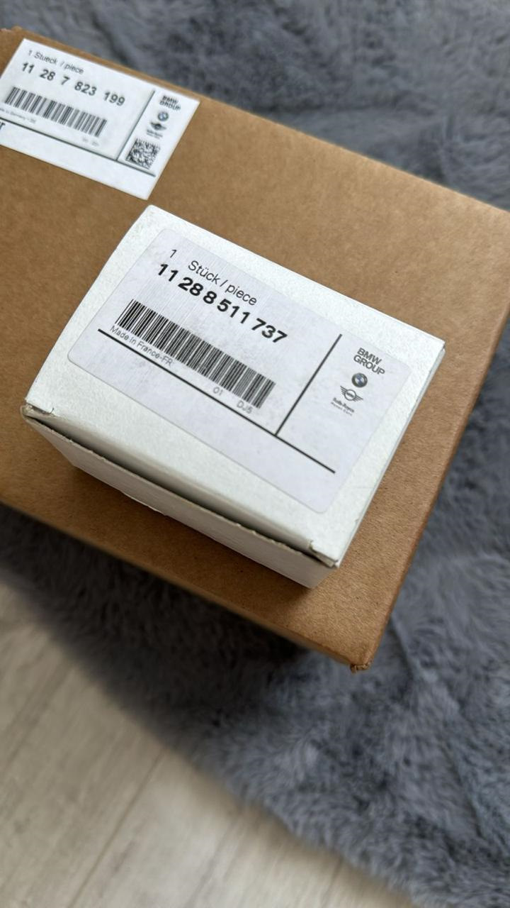 Фото в бортжурнале BMW 5 series Gran Turismo (F07). Запчасти на фото: 11287823199, 11288511737