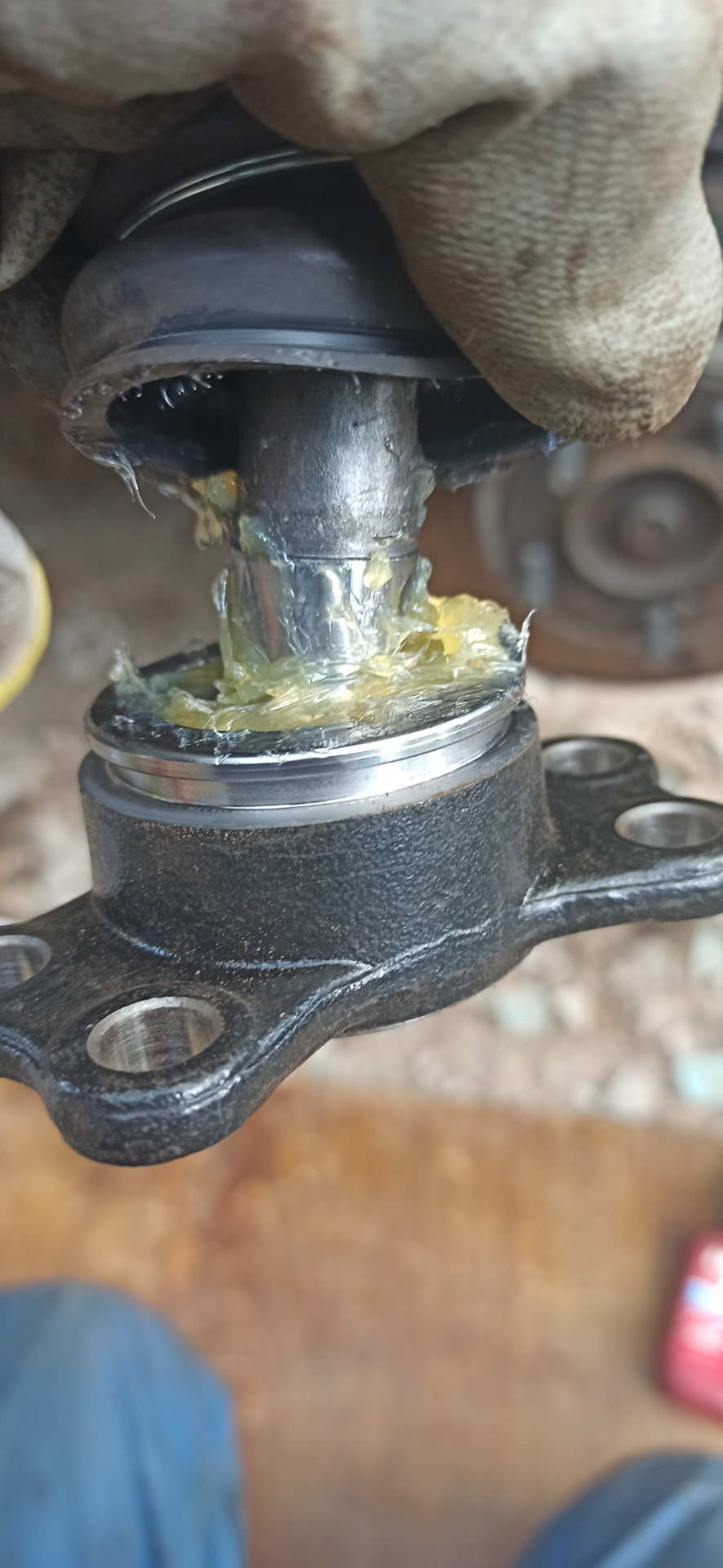 Шаровые + рулевой наконечник — SsangYong Kyron, 2,3 л, 2012 года ...