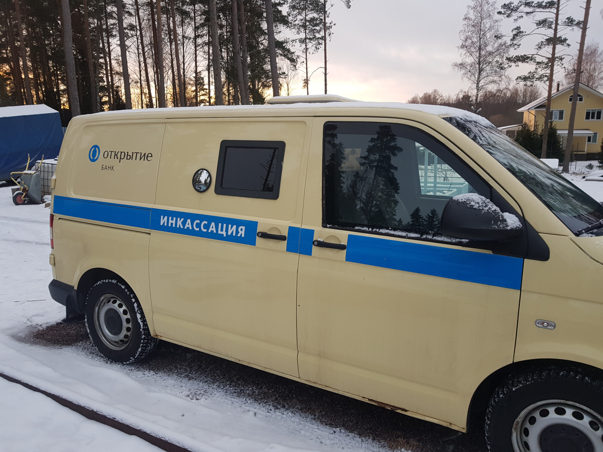 VW t5 инкассатор