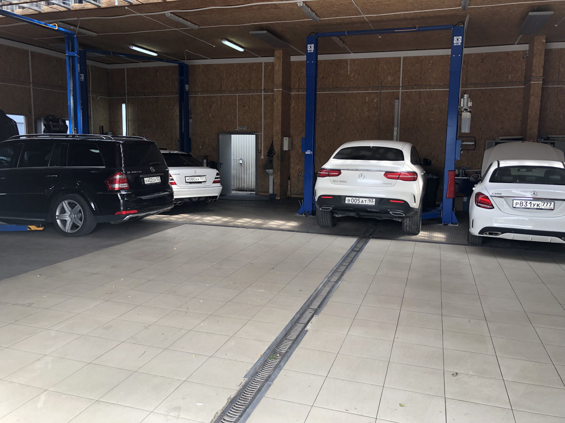 Замена подушек, без снятия балки. — Mercedes-Benz S-Class (W220), 5 л ...