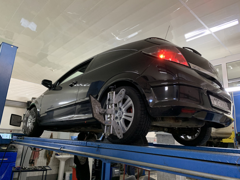 Фото в бортжурнале Opel Astra H GTC