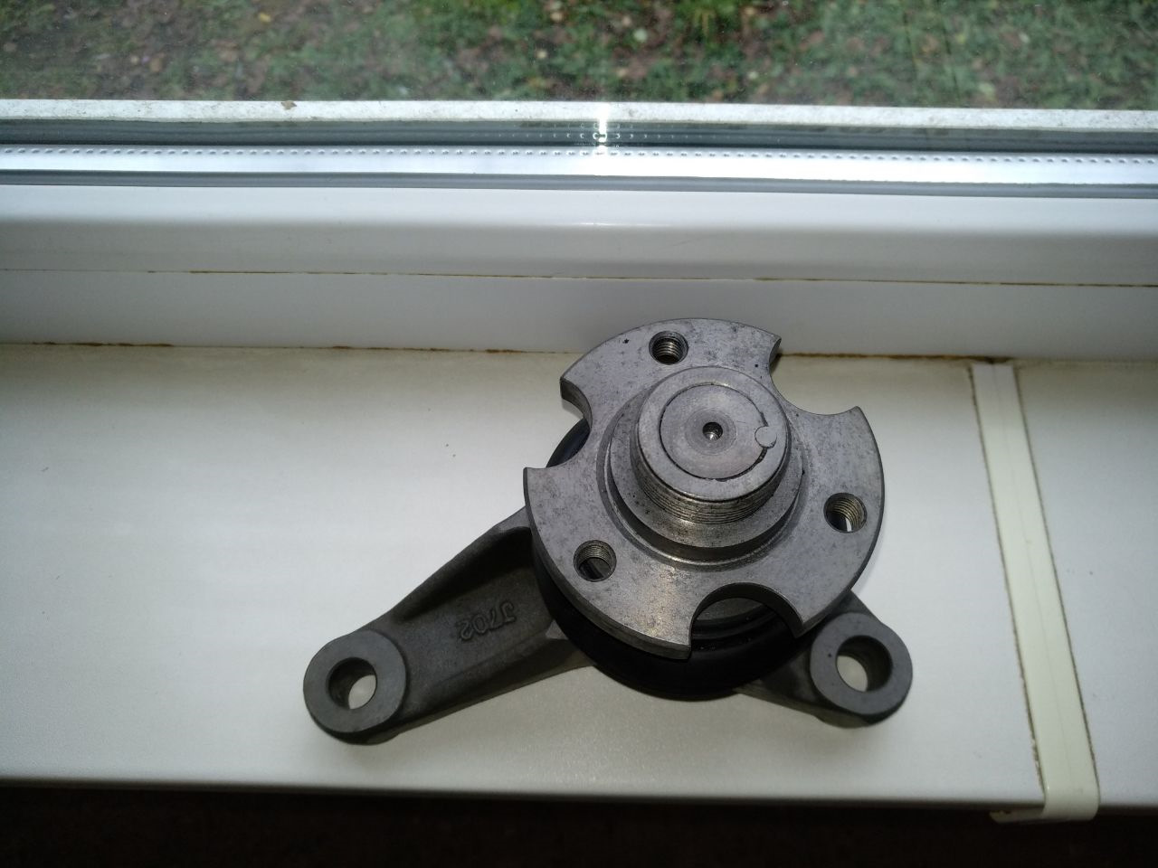 Ремонт опоры вискомуфты вентилятора двигателя. — Land Rover Discovery ...