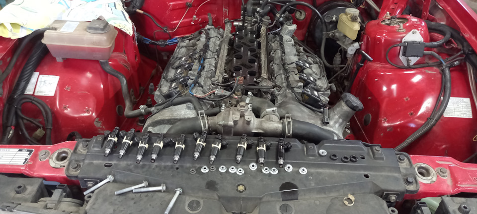 Снятие форсунок перед проливкой — Volvo 940