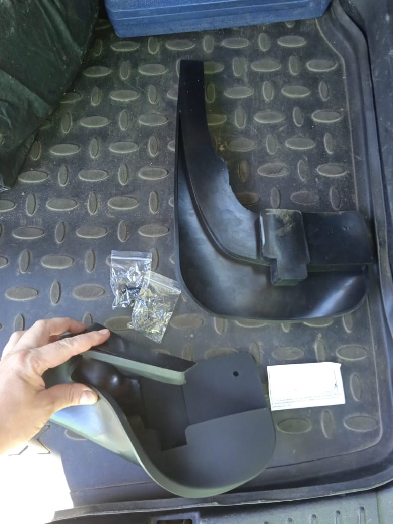 Передние брызговики — Ford S-Max (1G), 1,8 л, 2008 года | аксессуары ...