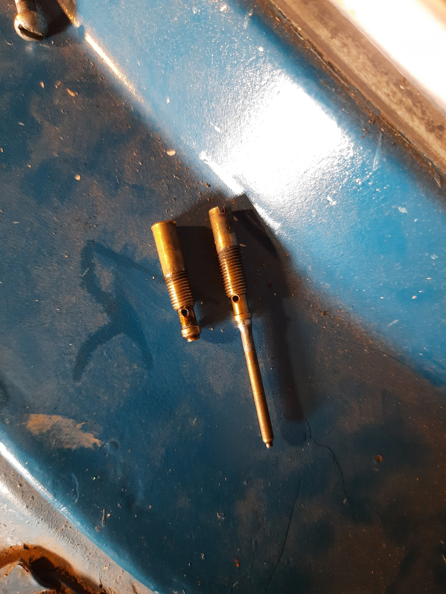 Куплю длинные жиклеры холостого хода на карбюратор к126п — Москвич 408 ...