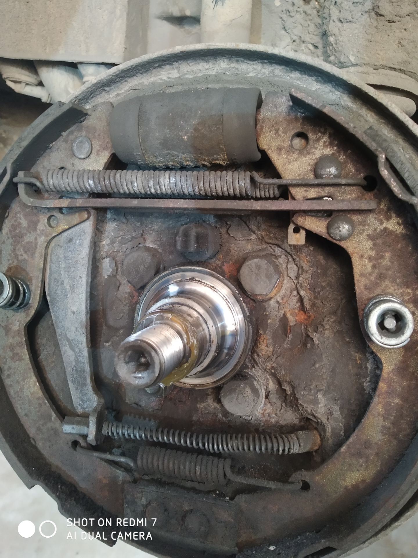 Замена задней ступицы, колодок — Skoda Octavia A4 Mk1, 1,4 л, 2007 года ...