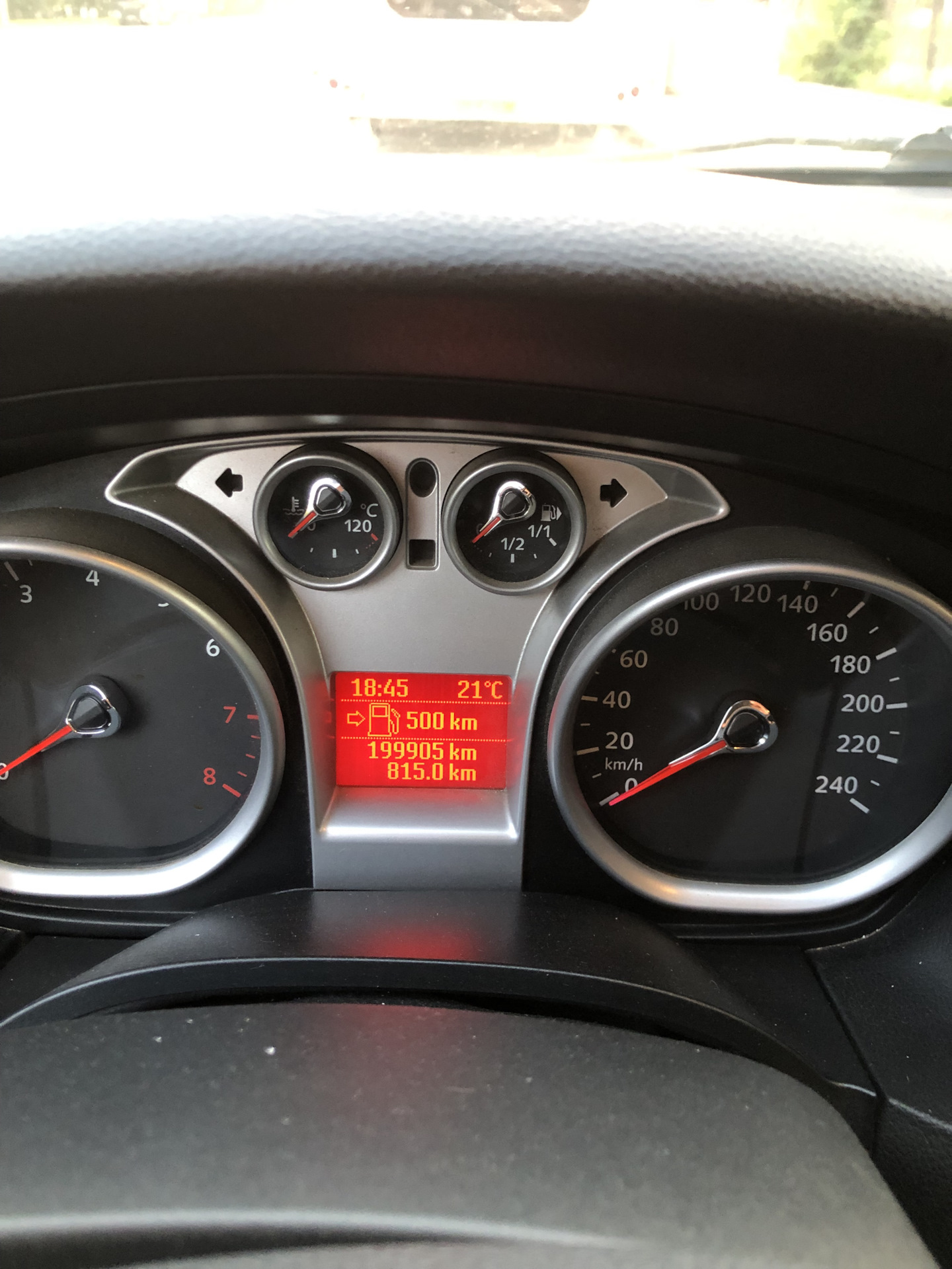 Диски, колодки. — Ford Focus Hatchback II, 1,8 л, 2009 года | плановое ...