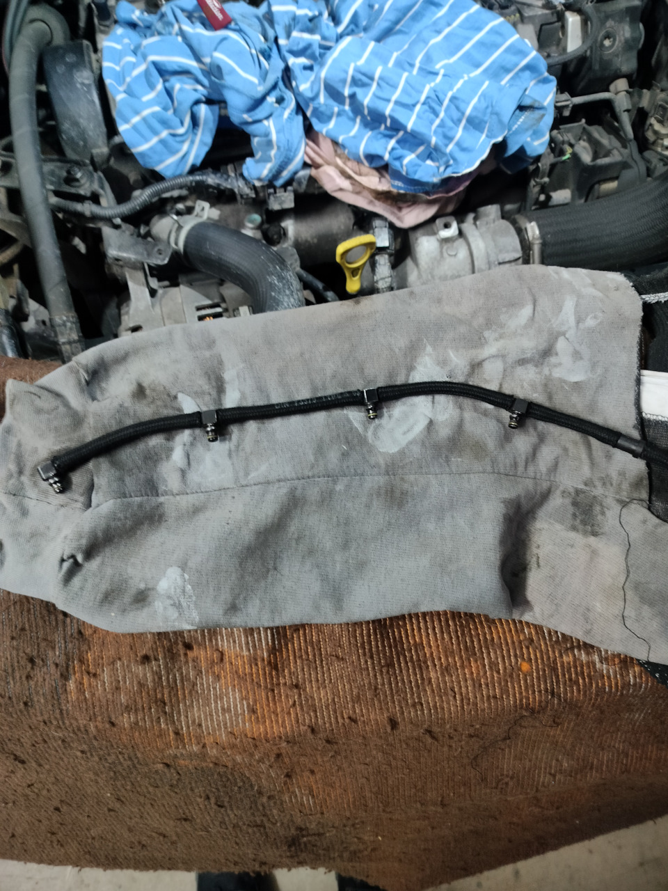 Снять форсунку санта фе. 2 дизель. 2 дизель. Санта фе 2. 2 форсунки.