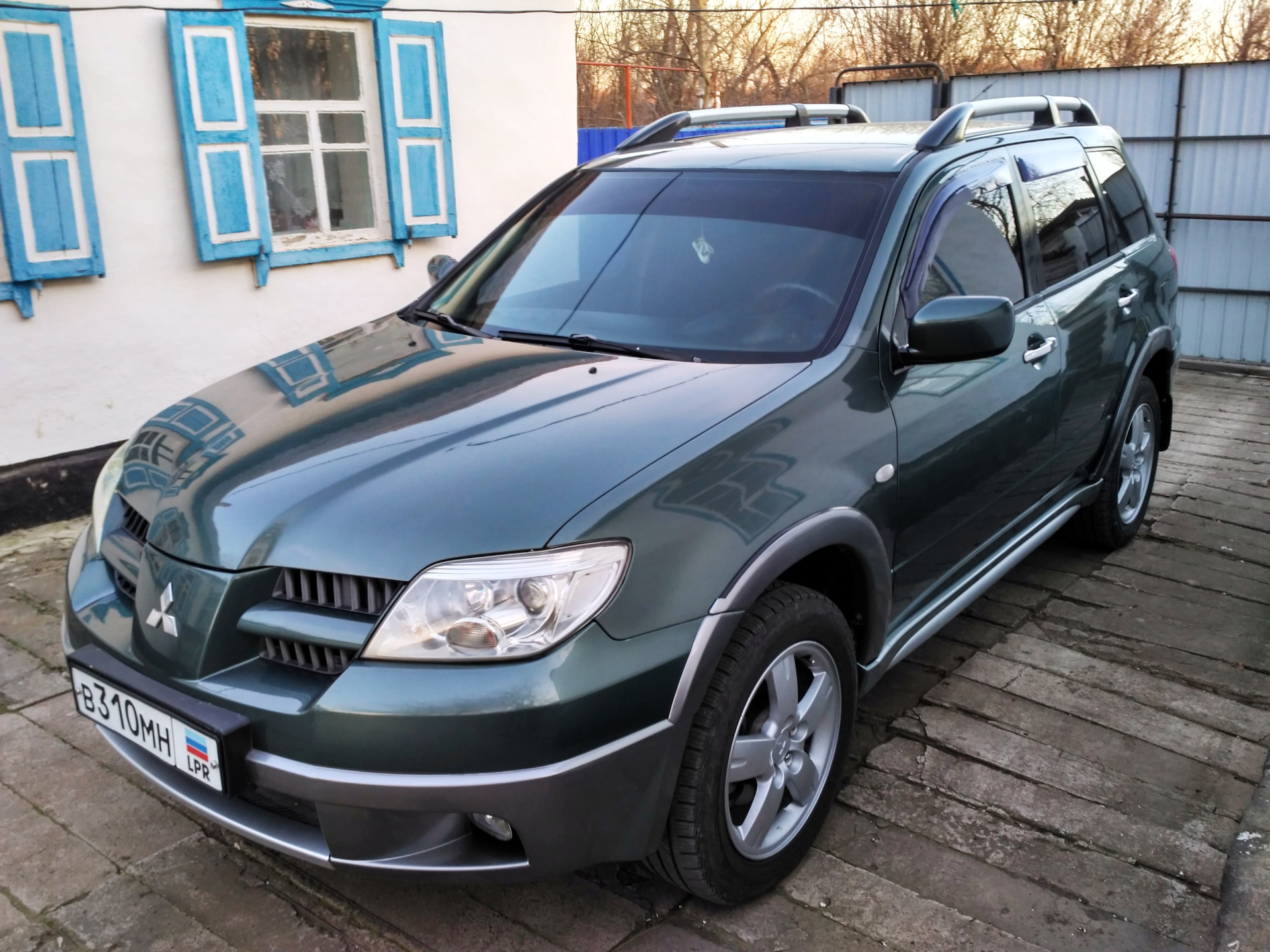 Приятные мелочи. Защитные колпачки на колесные болты (гайки ...