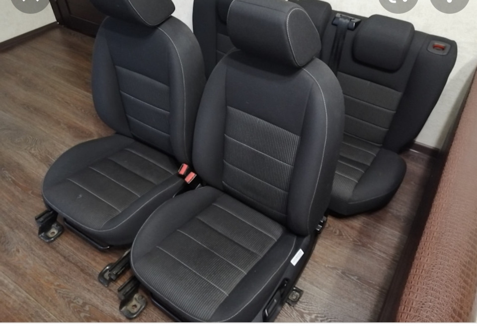 Ищу салон в фокус2 хэтчбек — Ford Focus Hatchback II, 1,8 л, 2010 года ...