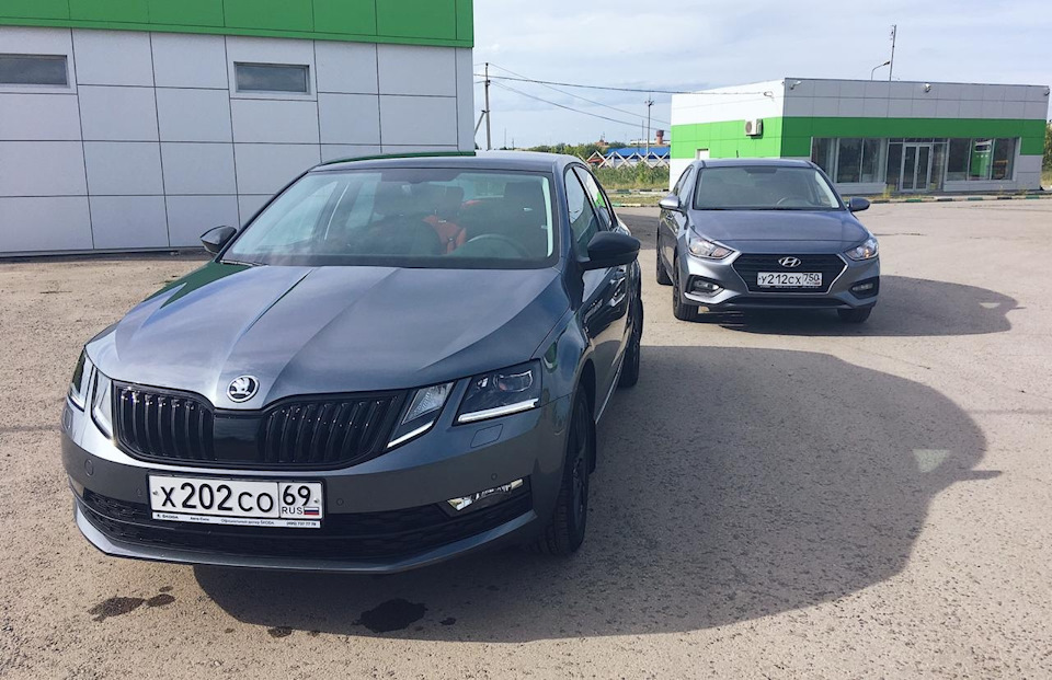 Skoda octavia серая. Шкода актавия серая фото.