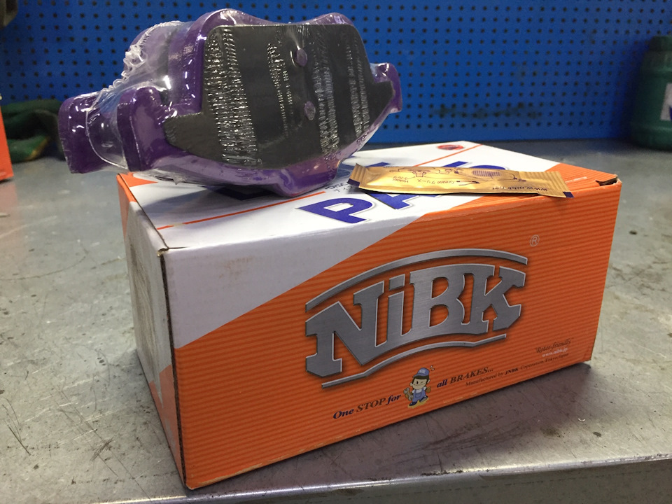 KIA Sorento: диагностика + замена колодок — ШИНСЕРВИС на DRIVE2