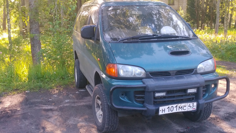 Mitsubishi Delica
