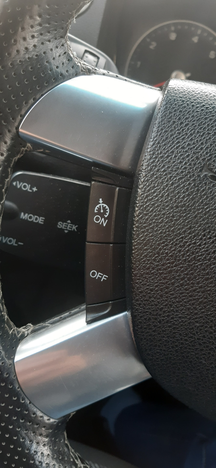 Установка круз контроль и прошили евро 2. Кнопки купил из али за 2500р ...