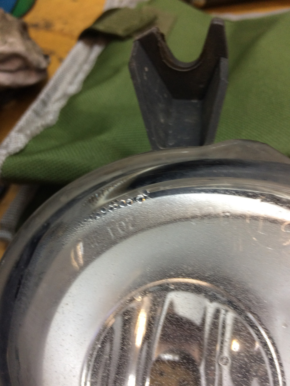 Тут тоже видны мелкие капли — Volkswagen Touareg (1G)