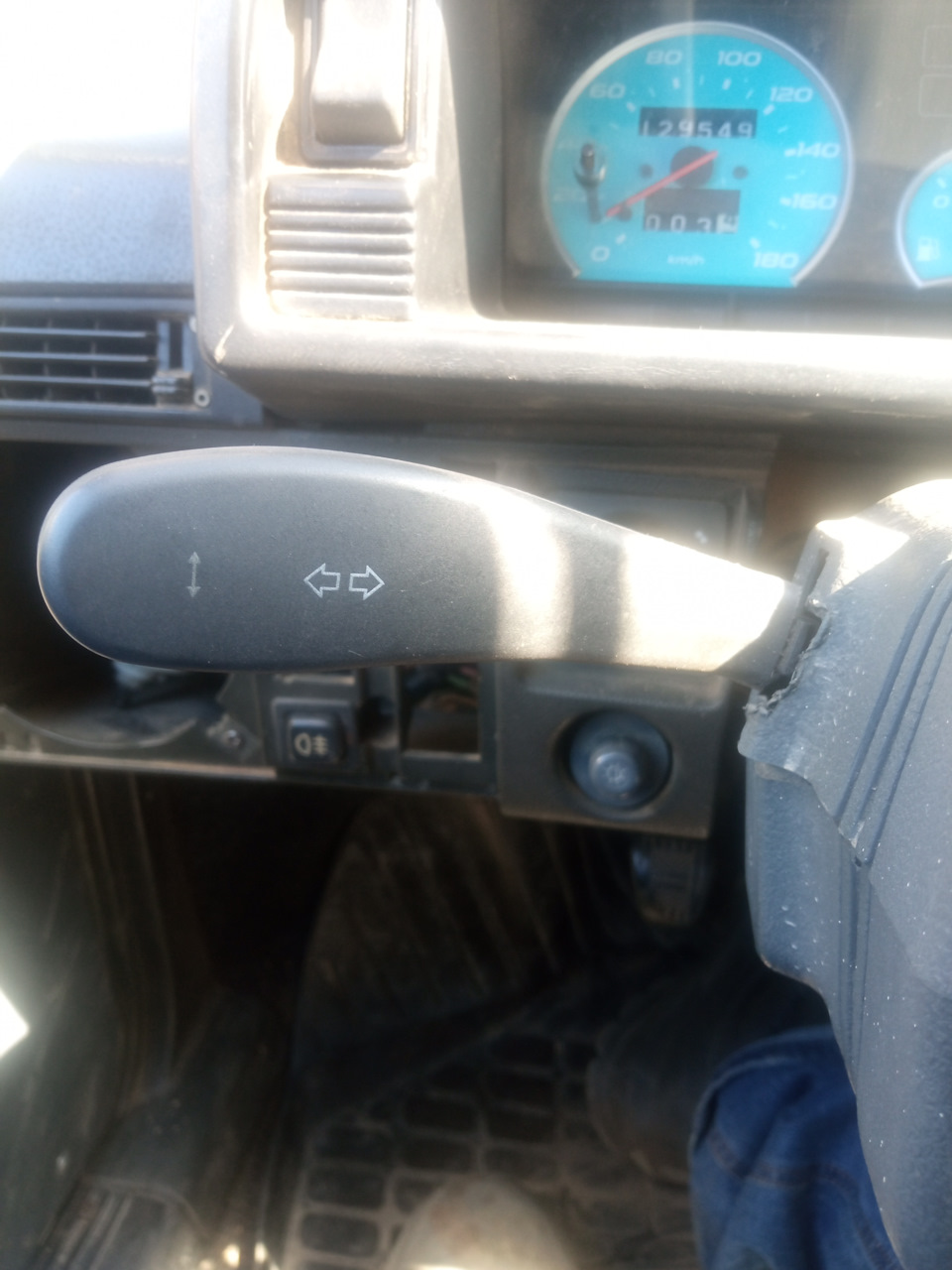 Подрулевой переключатель на повороты — Lada 21093, 1,5 л, 1997 года ...