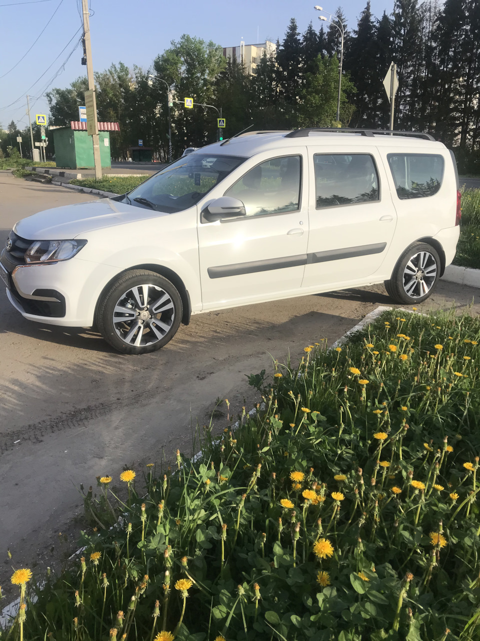 Колёса от Весты — Lada Ларгус, 1,6 л, 2021 года | колёсные диски | DRIVE2