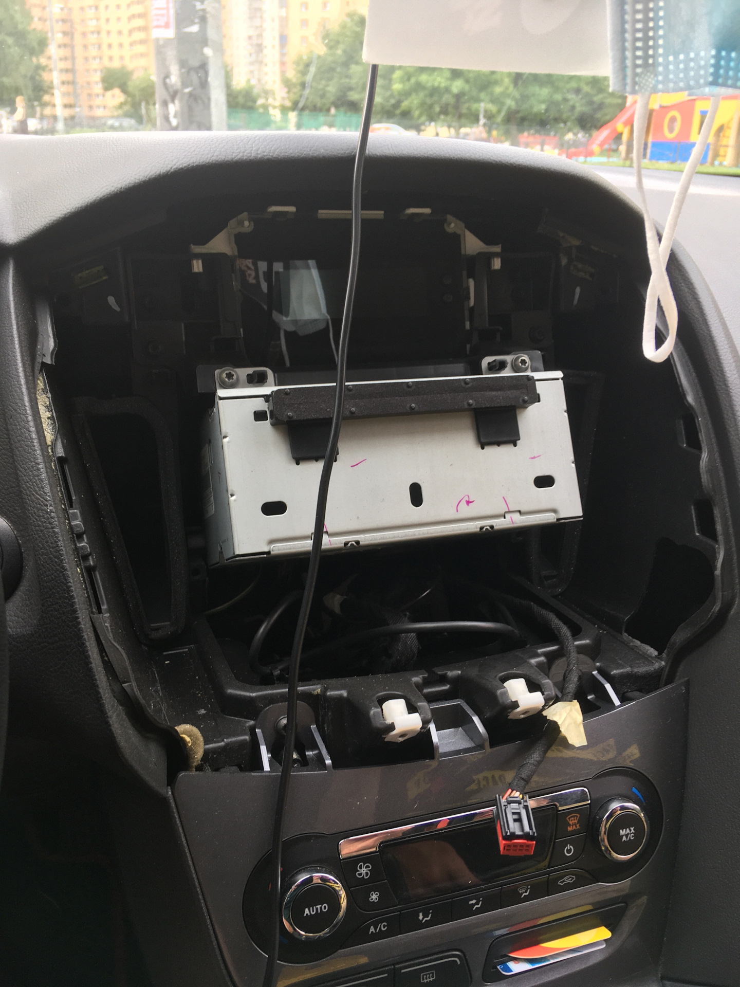 AUX — Ford Focus Sedan III, 1,6 л, 2012 года | автозвук | DRIVE2