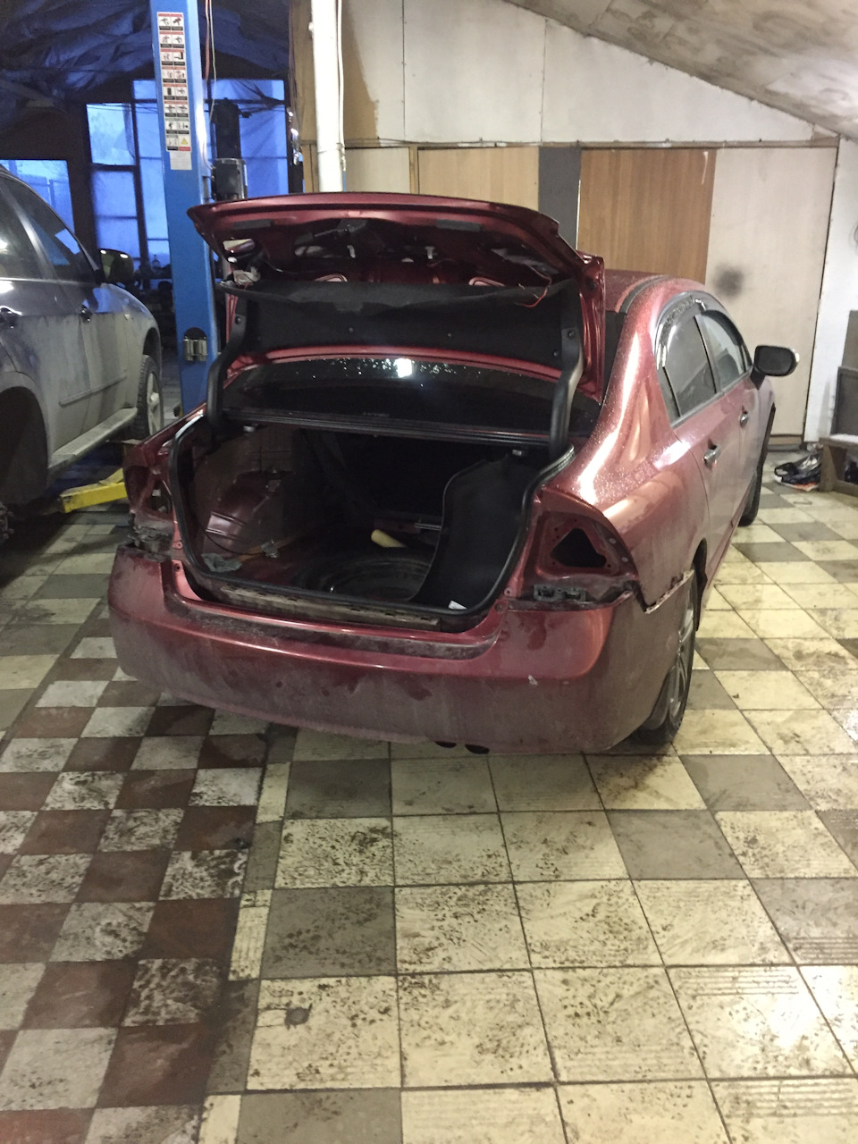 Затемнение фар — Honda Civic 4D (8G), 1,8 л, 2008 года | кузовной ...