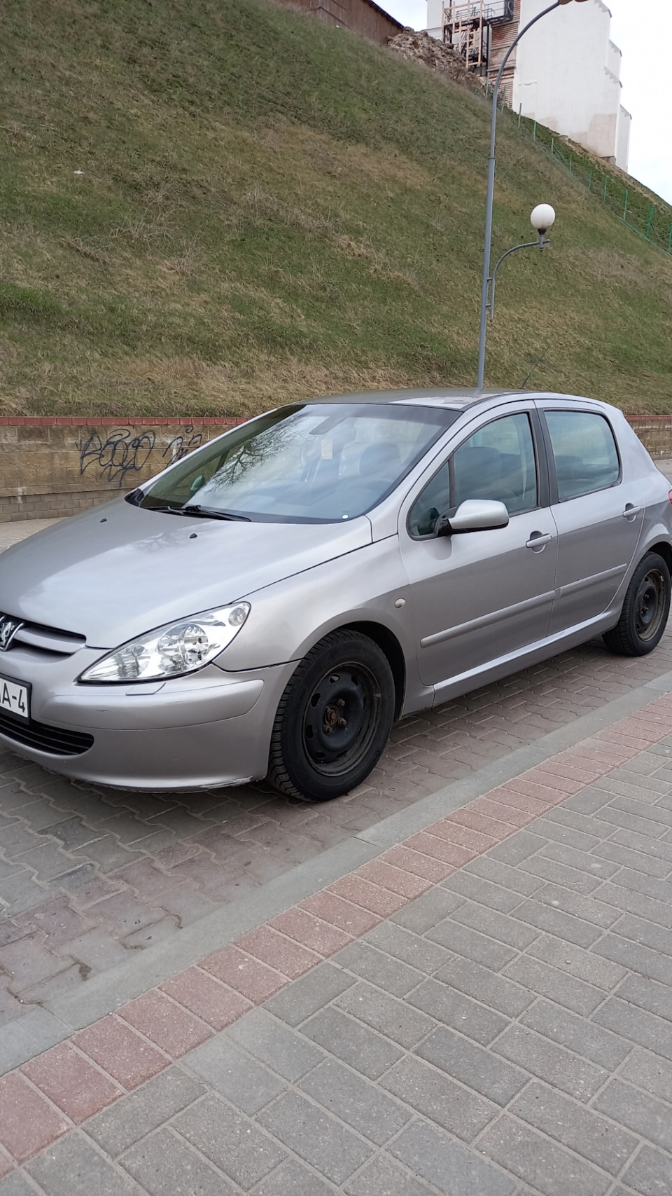 Переобулся) — Peugeot 307, 2 л, 2003 года | стайлинг | DRIVE2