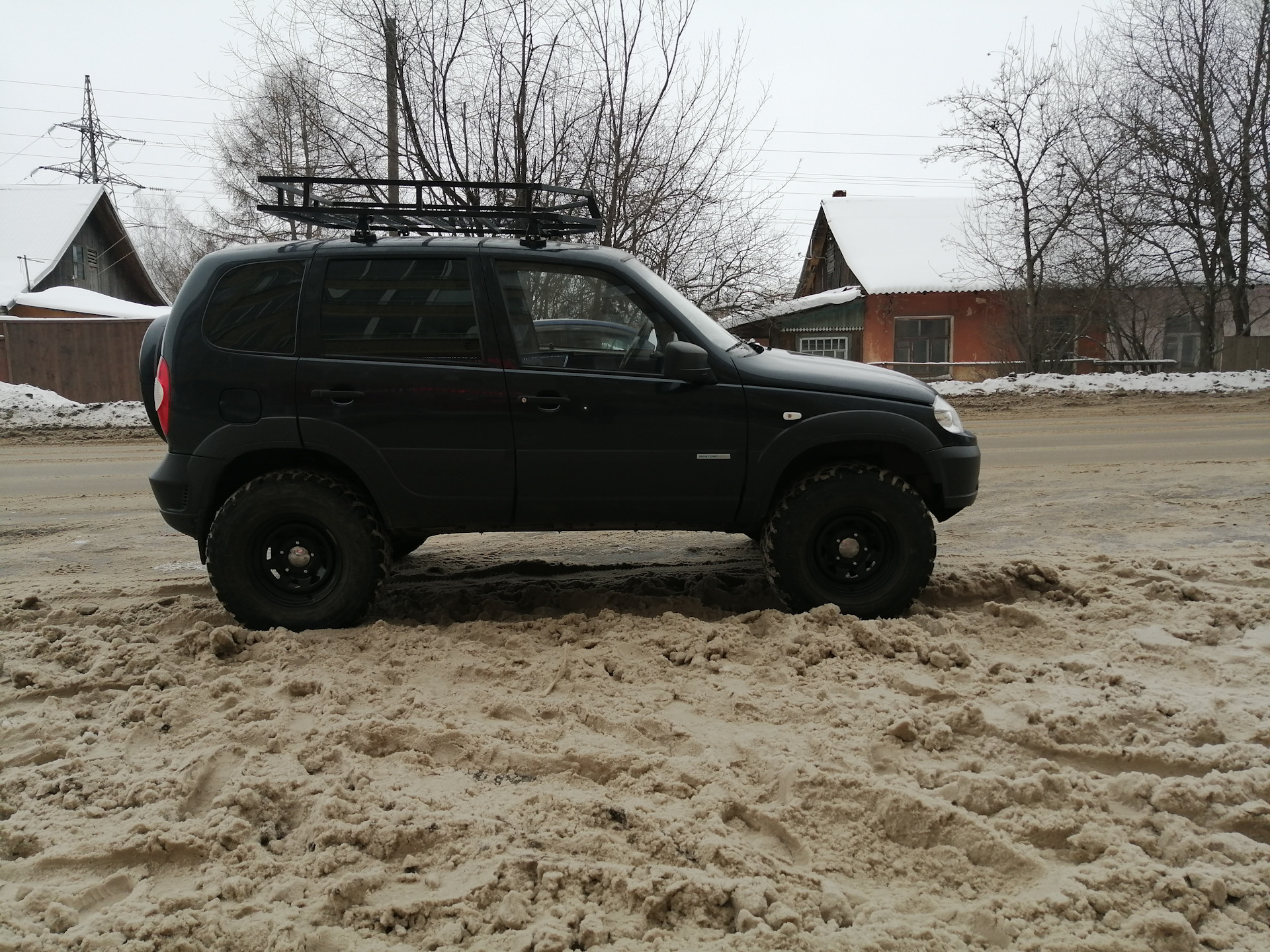 Нива клиренс. Просвет Нива Шевроле. Клиренс Нива Шевроле. Chevrolet Niva клиренс. Клиренс Шеви Нива.