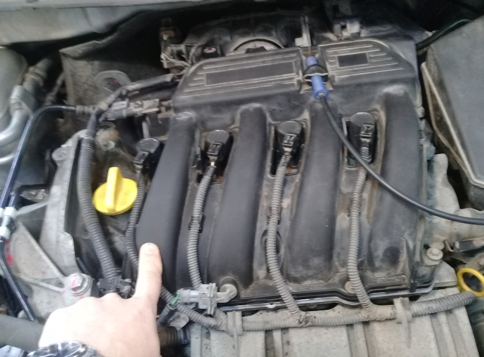 Плавают обороты.Снятие ресивера и дроссельной заслонки.Замена прокладок ...