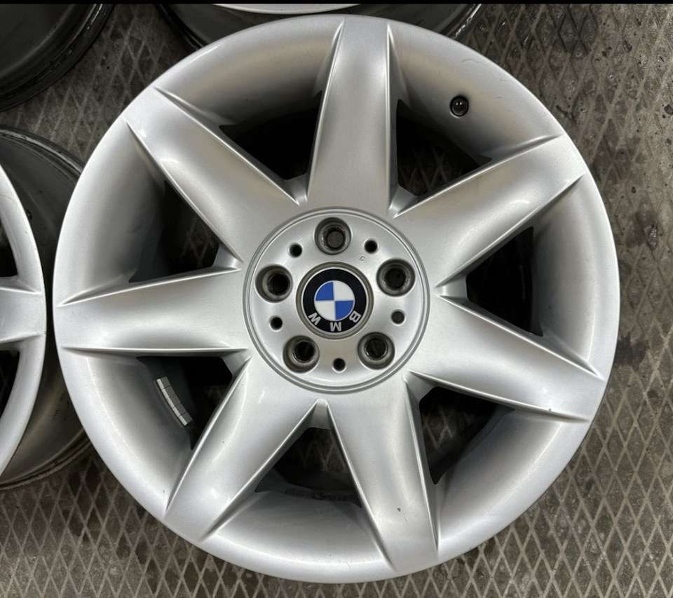 Литые диски BMW 8Jx17 ET20 5x120 на BMW 5 series (E39). Б/у | 42 000 ...