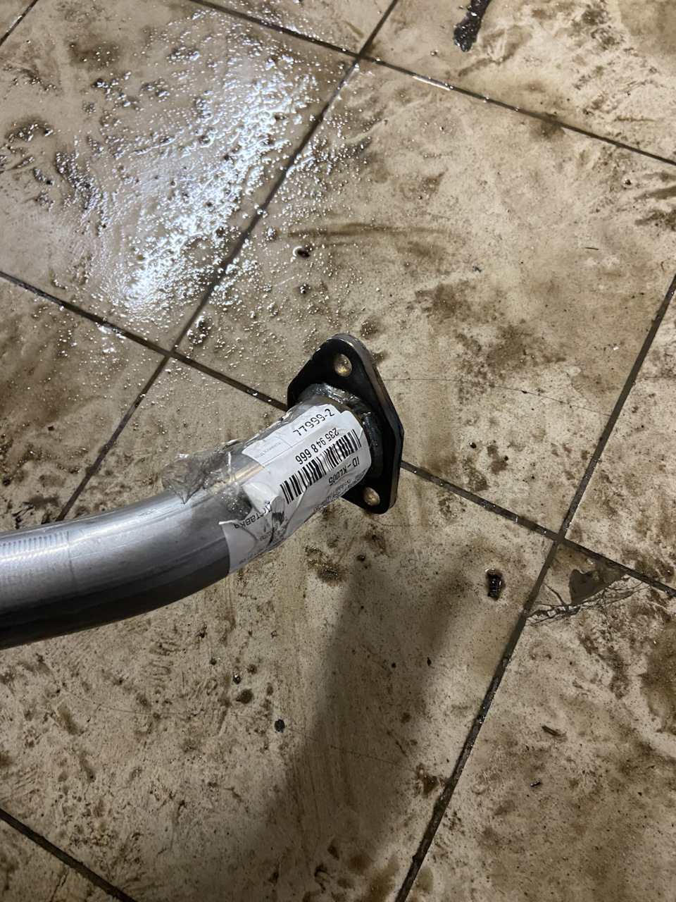 Прогоревший глушитель — Mitsubishi Galant (8G), 2 л, 1997 года ...