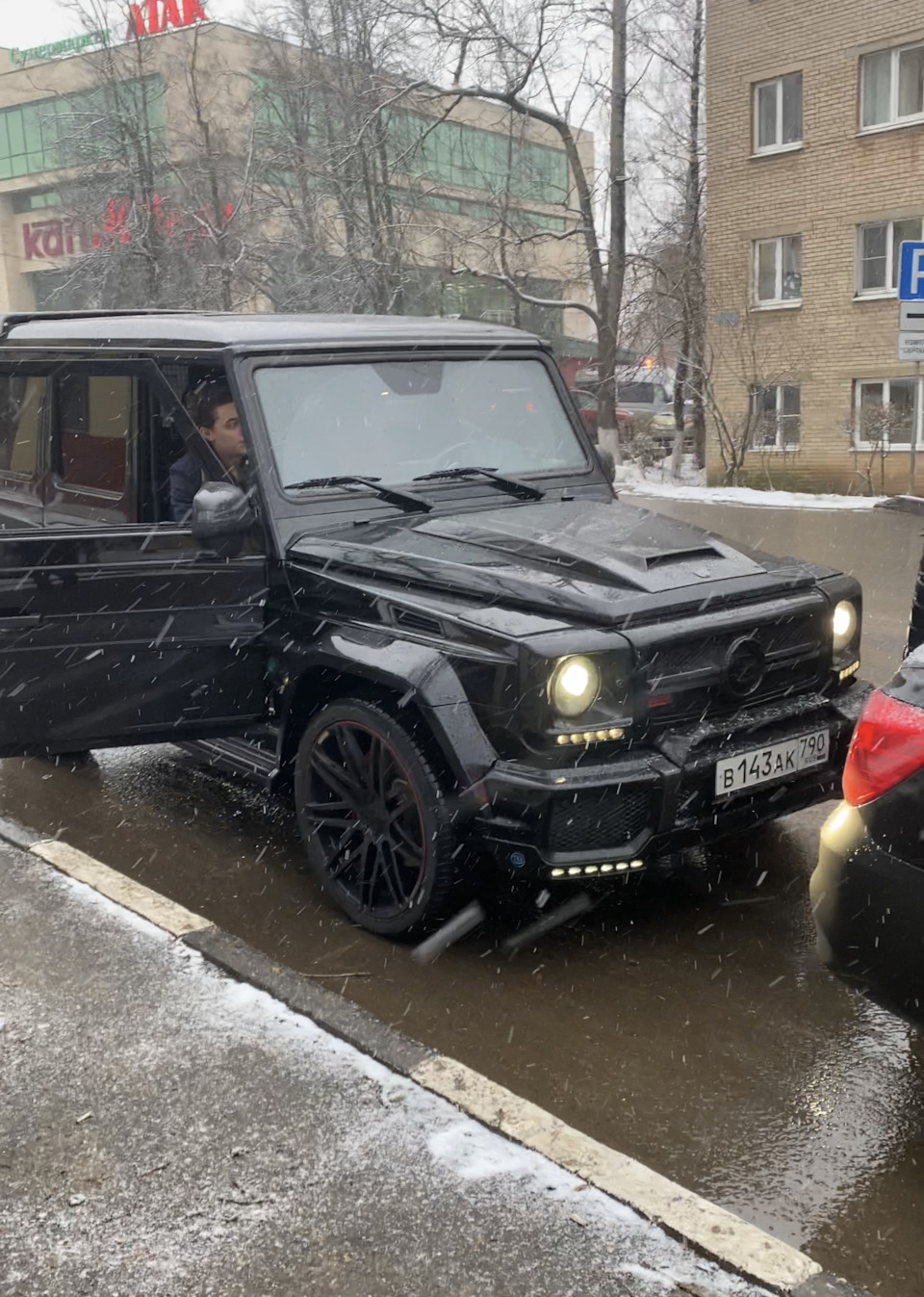 Я уеду жить в Лондон. — Mercedes-Benz G 63 AMG, 5,5 л, 2014 года | продажа  машины | DRIVE2