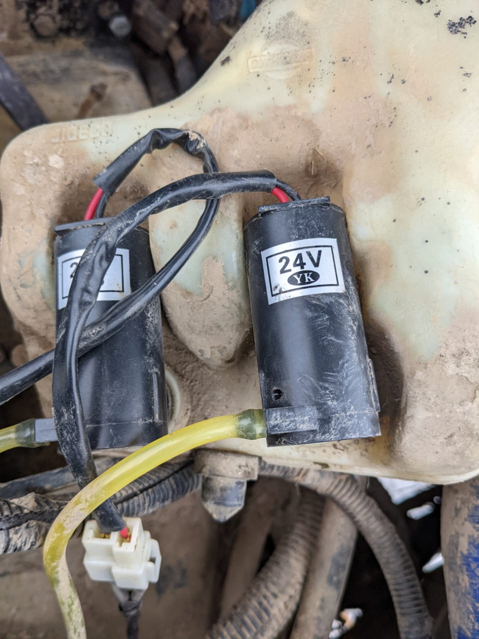 Альтернатива моторчикам омывателя 24V Nissan Safari — Nissan Safari ...