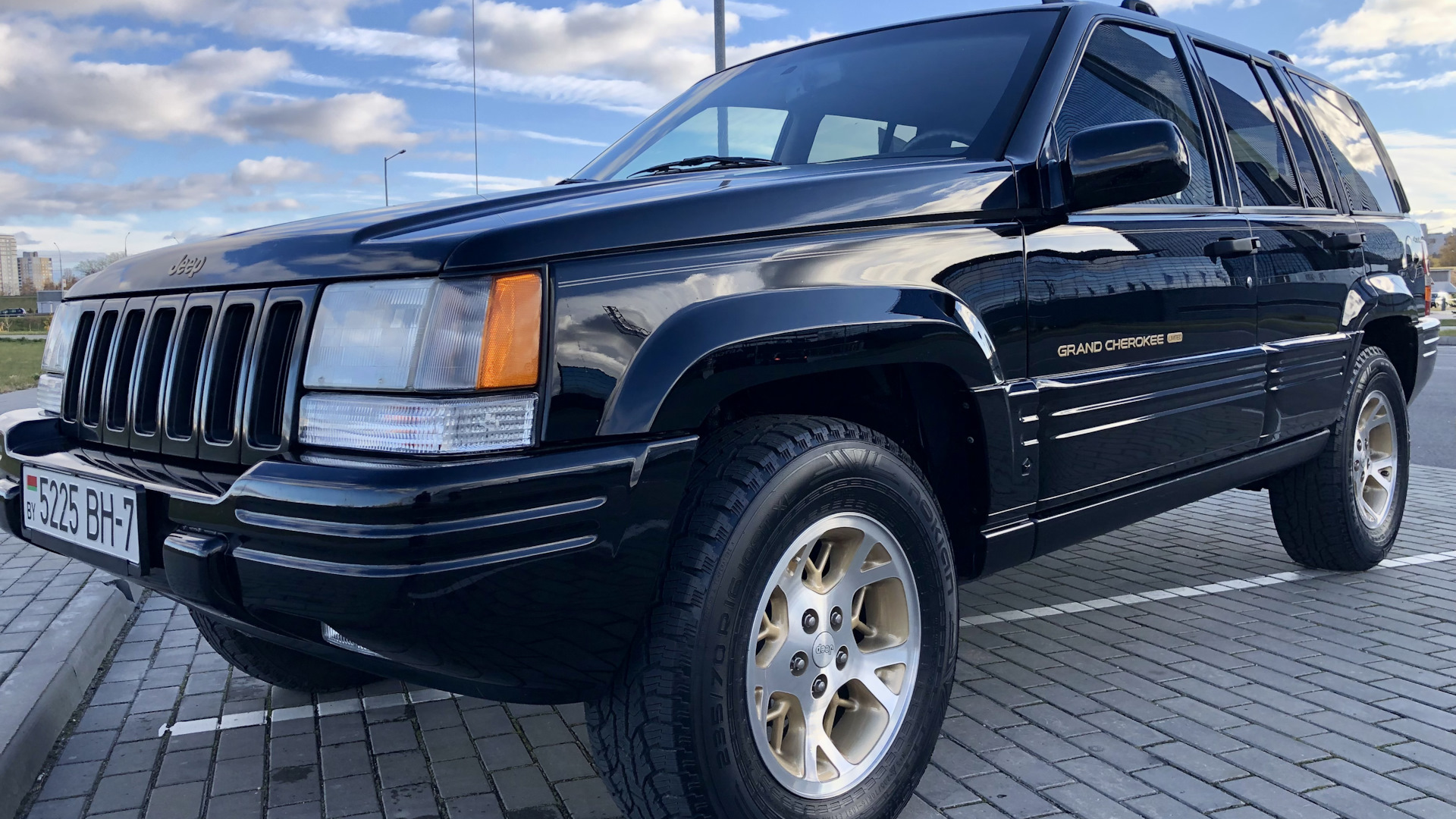 Jeep Grand Cherokee (ZJ) 5.2 бензиновый 1996 | Дракон на DRIVE2