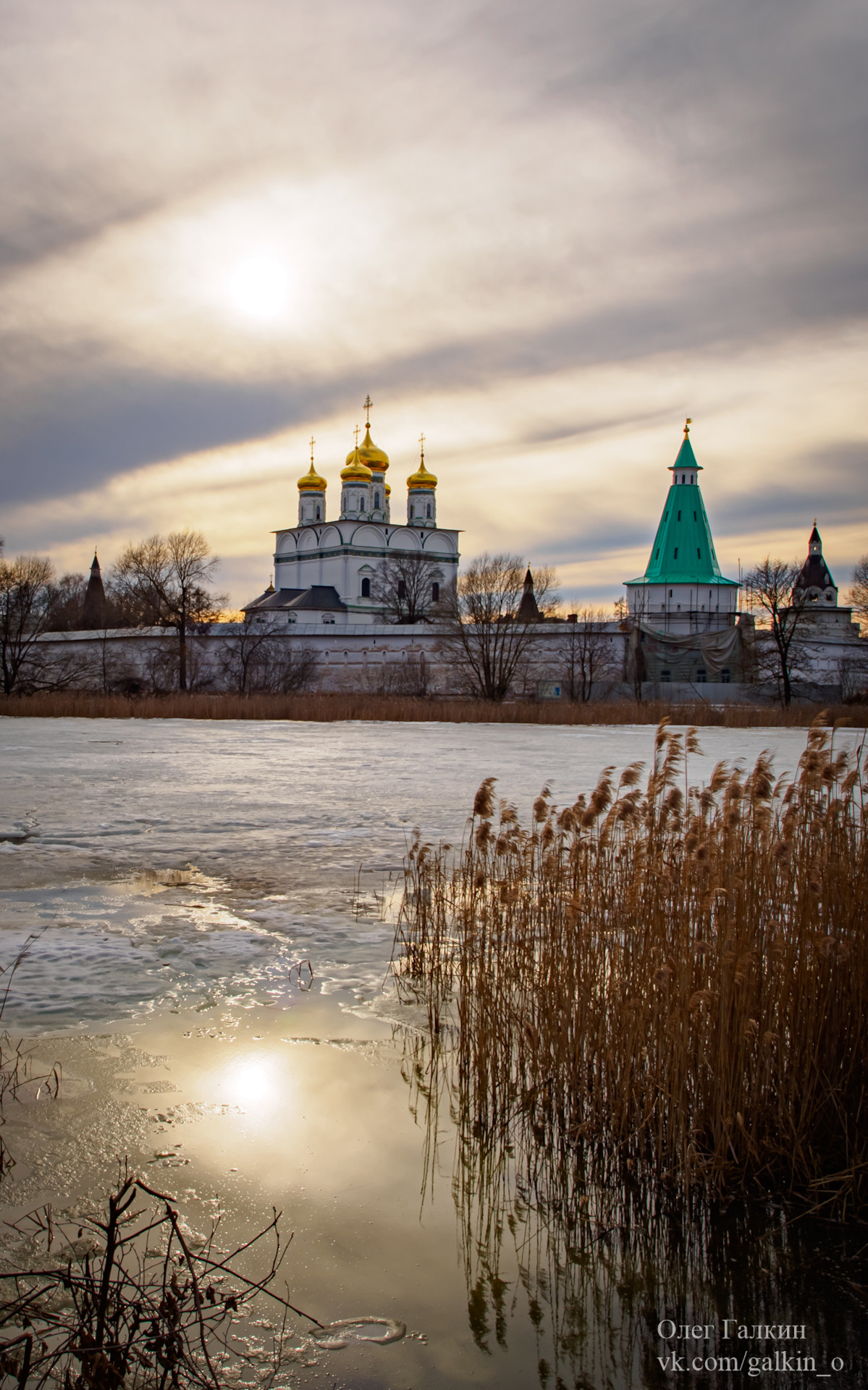 Весна Иосифо Волоцкий монастырь