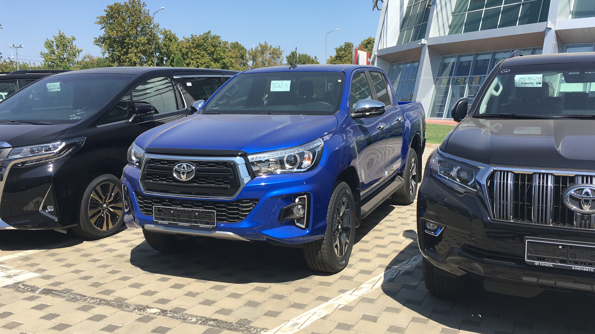 Toyota Hilux (8G) 2.8 дизельный 2018 | на DRIVE2