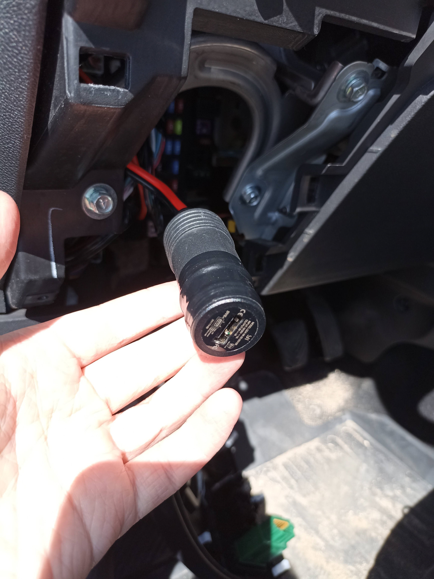 Разъем ETACS для дополнительного оборудования — Mitsubishi ASX, 1,6 л ...