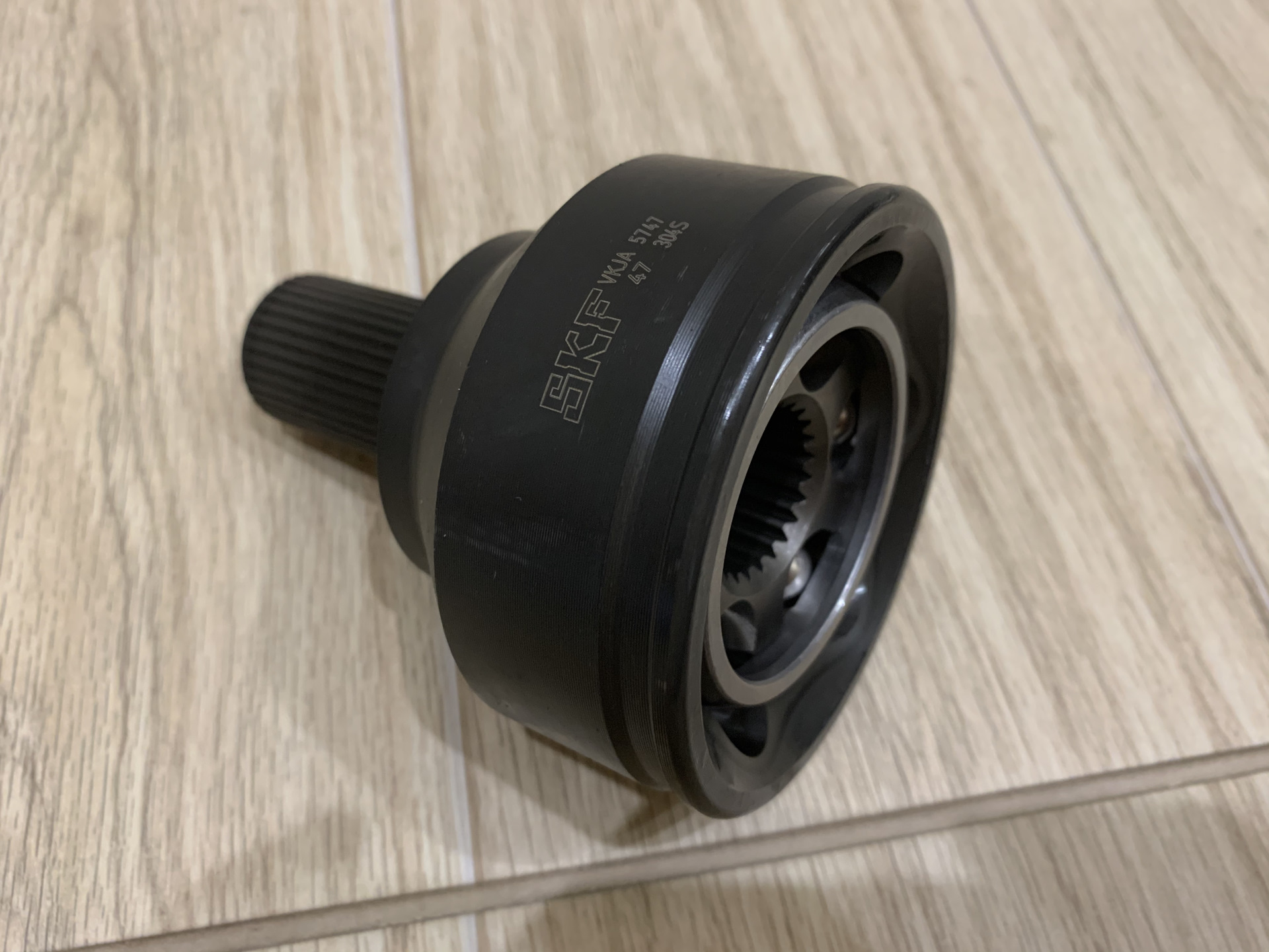 Замена наружнего шруса — Ford Focus II Hatchback, 1,6 л, 2009 года ...